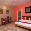 Отель OYO Flagship 19120 The Classio Guest House, фото 13