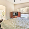 Отель Glendale Home, 4 Mi to Peoria Sports Complex!, фото 6