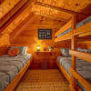 Отель Playhouse Cinema - Four Bedroom Cabin, фото 25