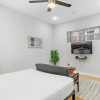 Отель Remodeled Studio Apt in East Lakeview, фото 6
