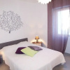 Отель APARTMENT CHIOLA RDC - BEACH ON FOOT- SOLARO Apartment 1, фото 1