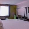 Отель Holiday Inn Express & Suites Miami Airport East, фото 6