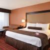 Отель Crowne Plaza Grand Rapids Airport, фото 4