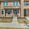 Отель Family Townhome ~ 7 Mi to Lewisville Lake!, фото 1