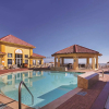 Отель La Quinta Inn & Suites by Wyndham South Padre Island Beach, фото 14