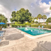Отель Sunny Sarasota Oasis w/ Private Screened Lanai, фото 14
