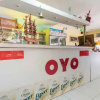 Отель OYO 885 You And Me House (Vaccinated Staff), фото 14