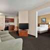 Отель Days Inn & Suites by Wyndham Moncton в Монктоне