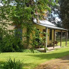 Отель Colby Cottages, Wooragee near Beechworth, фото 4