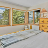 Отель Dances With Wolves Vacation At Windcliff 3 Bedroom Home by RedAwning, фото 19