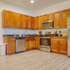 Отель Sosuite 2BR Apt w W D Gym On-site Restaurant, фото 1