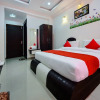 Отель White Tulip by OYO Rooms, фото 6