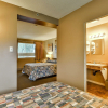 Отель Arbutus Grove Motel, фото 5