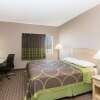 Отель Super 8 by Wyndham Carroll/East, фото 5