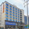 Отель in Hotel (Xiangyang Erqi Store), фото 1