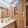 Отель Gatlinburg Mountain-view Cabin: 5 Mi to Downtown, фото 6