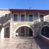 Отель Mystras Inn, фото 1