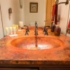 Отель Serenidad - Delightful Vacation Home, Walk to The Plaza and Canyon Rd, фото 15