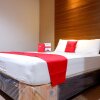 Отель RedDoorz Plus near Mall Ciputra Semarang, фото 4