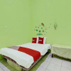Отель OYO 92467 Cahyo Kost 1, фото 3