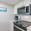 Отель Beachfront Days Ocean View Condo Bliss, фото 11