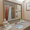 Отель Holiday Inn Express Hotel & Suites Canton, фото 8