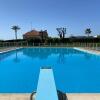 Отель Sea View Pool Bright And Modern Flat Near Beach, фото 10