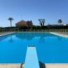 Отель Sea View Pool Bright And Modern Flat Near Beach, фото 11