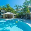 Отель Noosa Outrigger Beach Resort, фото 17