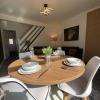 Отель Modernised Central Wigan Townhouse Sleeps up to 6, фото 15