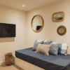 Отель Rockpool Cottage 5 Buckingham Mews Coastal Retreat, фото 4