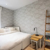 Отель Fulham Serenity: Your Charming 2-bed Retreat, фото 3
