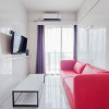 Отель Nice And Comfy Studio Room At Sky House Bsd Apartment, фото 6