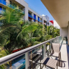 Отель Upscale Modern 2B Condo on the Beach, фото 24