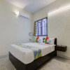 Отель OYO 15221 Home Elegant 2BHK Near Anna Nagar, фото 17
