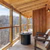 Отель Little Bear Lodge 3 Bedroom Cabin by RedAwning, фото 22