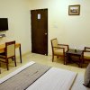 Отель OYO 3523 Tekarees Inn Mahanagar, фото 13