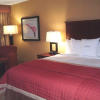 Отель Doubletree by Hilton Hotel Fayetteville, фото 6