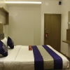 Отель OYO 9520 Hotel Aqua City, фото 19