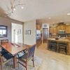 Отель Deschutes Landing At The Old Mill Riverfront 3 Bedroom Condo, фото 14
