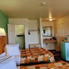 Отель Rodeway Inn & Suites, фото 17