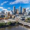 Отель Quay West Suites Melbourne в Мельбурне