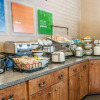Отель Comfort Inn & Suites Midtown, фото 11