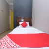 Отель OYO 1190 Nice Stay Hotel, фото 5