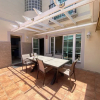 Отель Spacious Apartment With Jacuzzi and Pool Access, фото 49