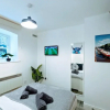 Отель Cosy Riverside Apartment - Woodsmill Quay Free Parking, фото 10