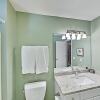 Отель Salt Pond Golf W/ Pools & Designer Style 3 Bedroom Home, фото 8