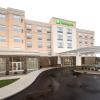 Отель Holiday Inn & Suites Detroit - Troy, фото 1