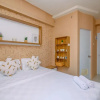 Отель Fancy And Nice Studio (No Kitchen) At Green Pramuka City Apartment, фото 3