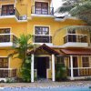Отель OYO 9522 Hotel Villa Fatima Comforts, фото 1
